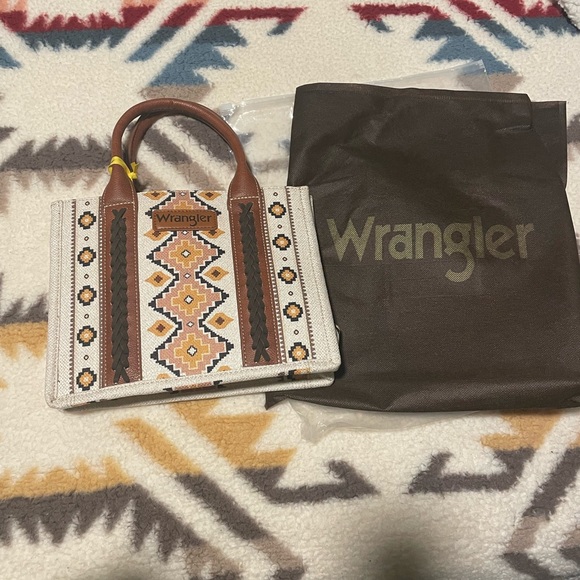 Wrangler Handbags - NWT wrangler tote bag